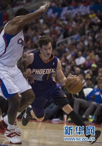 中扮演着举 中扮演着举