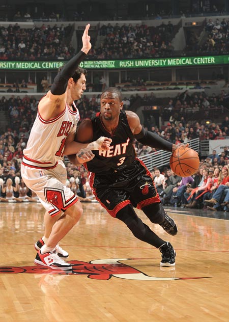 1击败阿联 1击败阿联