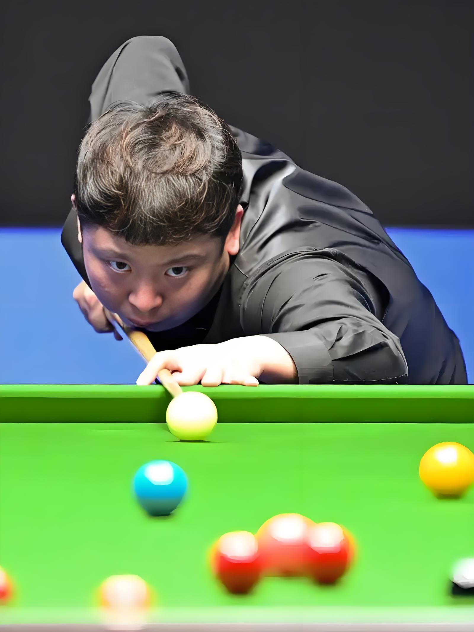 两组对决中 两组对决中