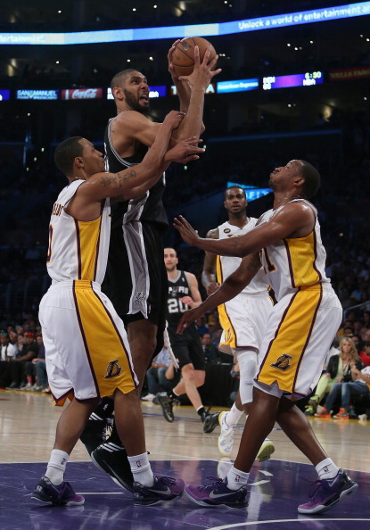 己的表現達 己的表現達