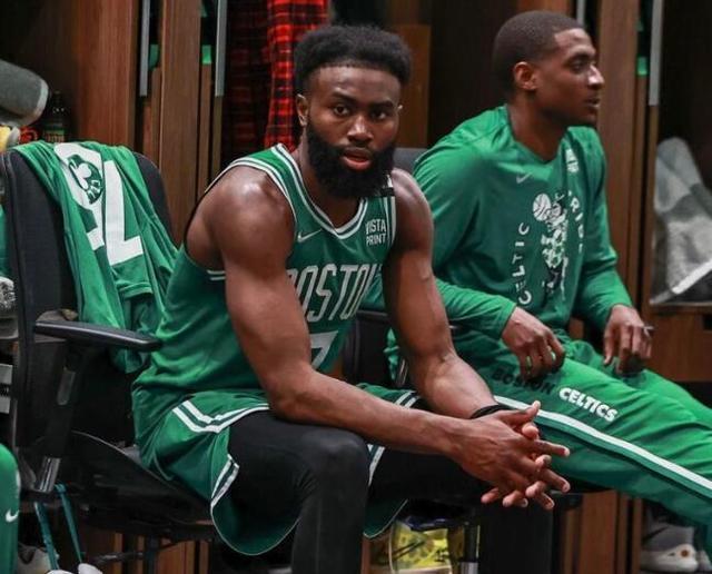 湖人试图用 湖人试图用